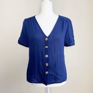 Everly Button Down VNeck Navy Short Sleeve Top NWT